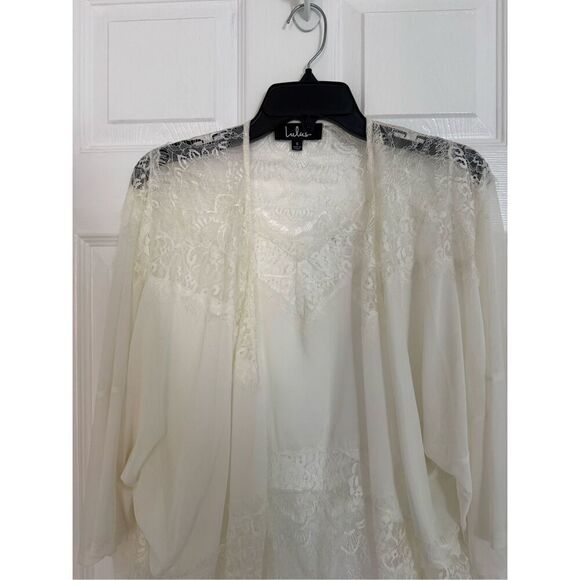 Lulus Lace top - Picture 3 of 4